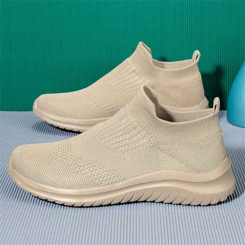 Beige Soft New Novelty Tennis  - đánh giá và giá Streetwear Brand Expensive